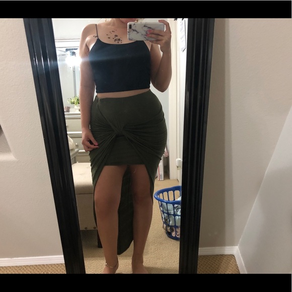 Army green high low fitted skirt - Picture 3 of 4